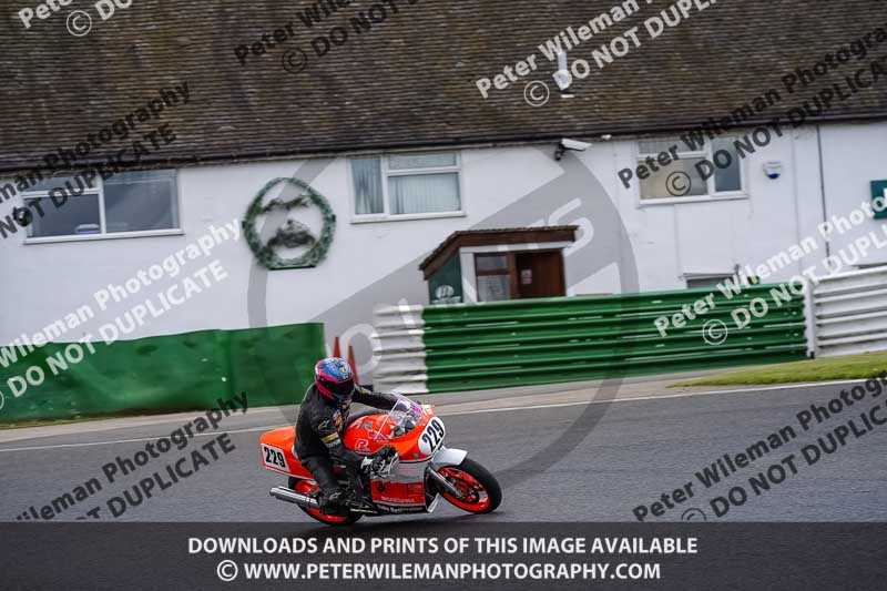 enduro digital images;event digital images;eventdigitalimages;mallory park;mallory park photographs;mallory park trackday;mallory park trackday photographs;no limits trackdays;peter wileman photography;racing digital images;trackday digital images;trackday photos